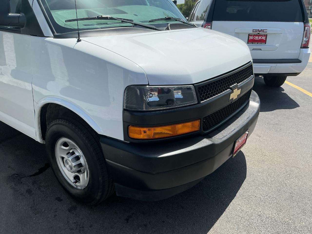 Chevrolet Express Cargo Van RWD 2500 135" 2018