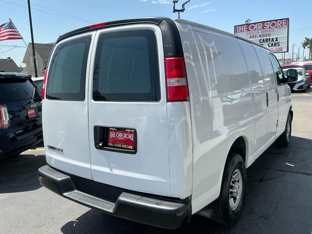Chevrolet Express Cargo Van RWD 2500 135" 2018