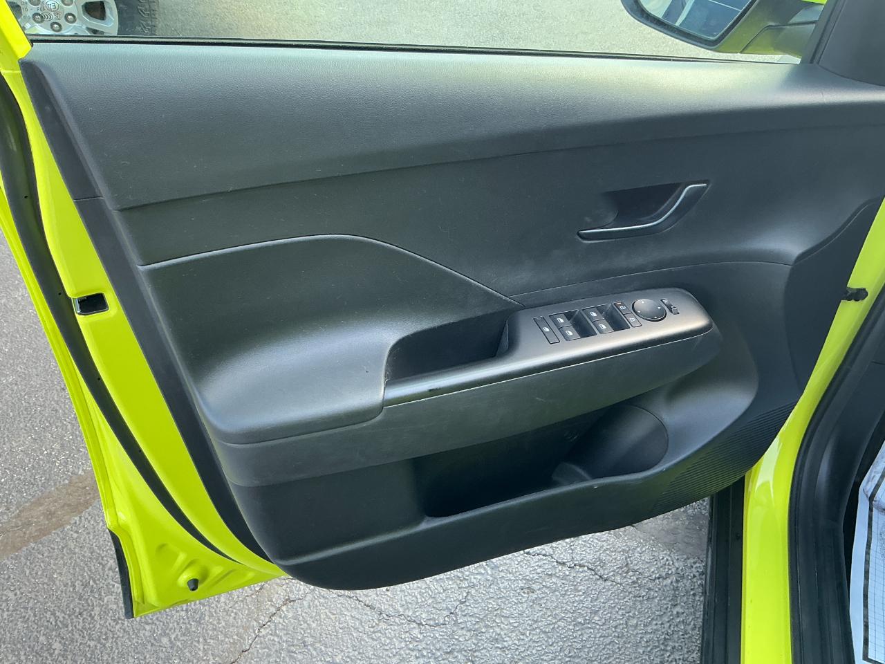 Hyundai Kona SEL FWD 2025