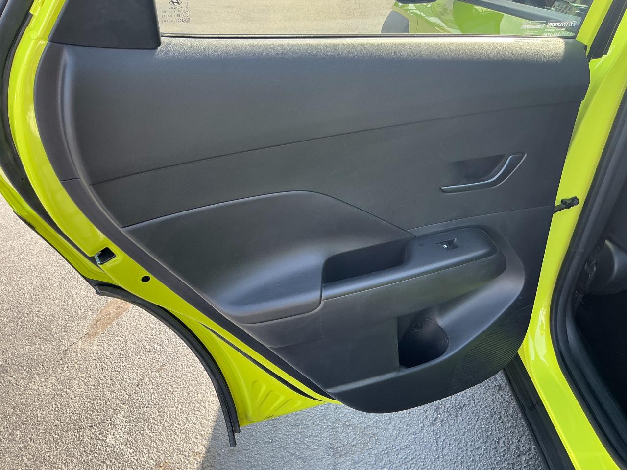 Hyundai Kona SEL FWD 2025