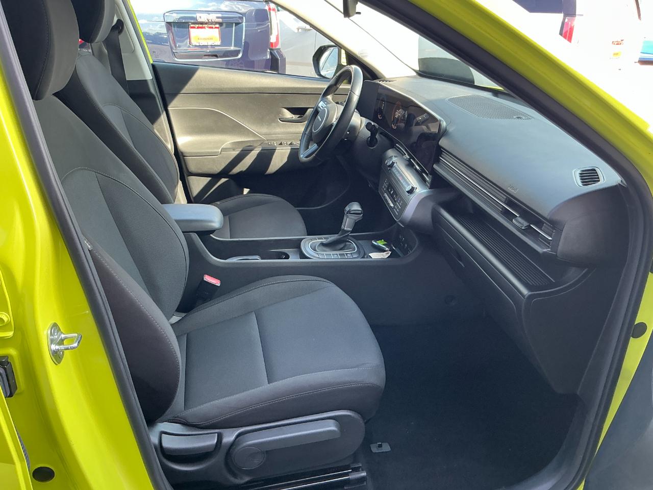 Hyundai Kona SEL FWD 2025
