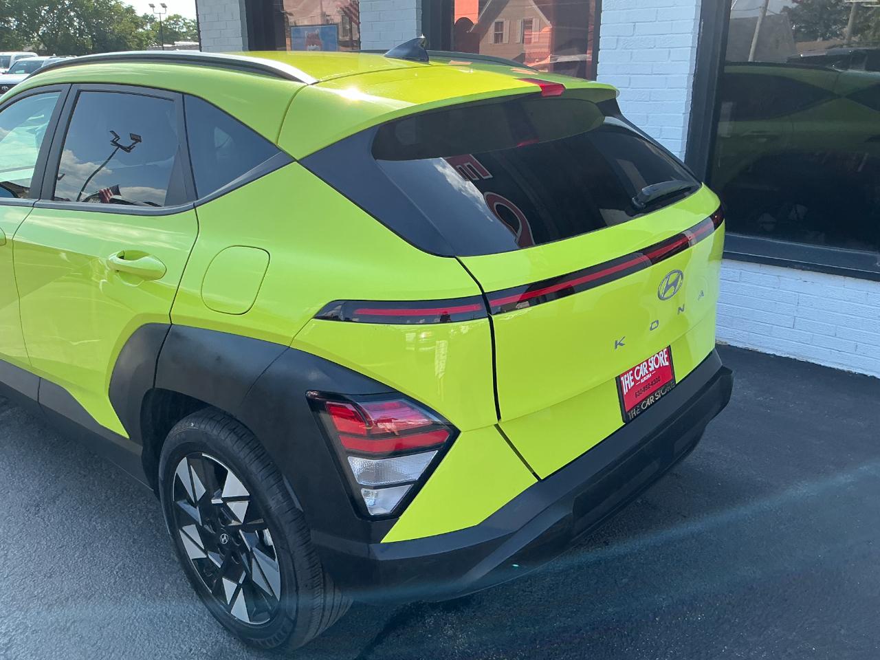 Hyundai Kona SEL FWD 2025