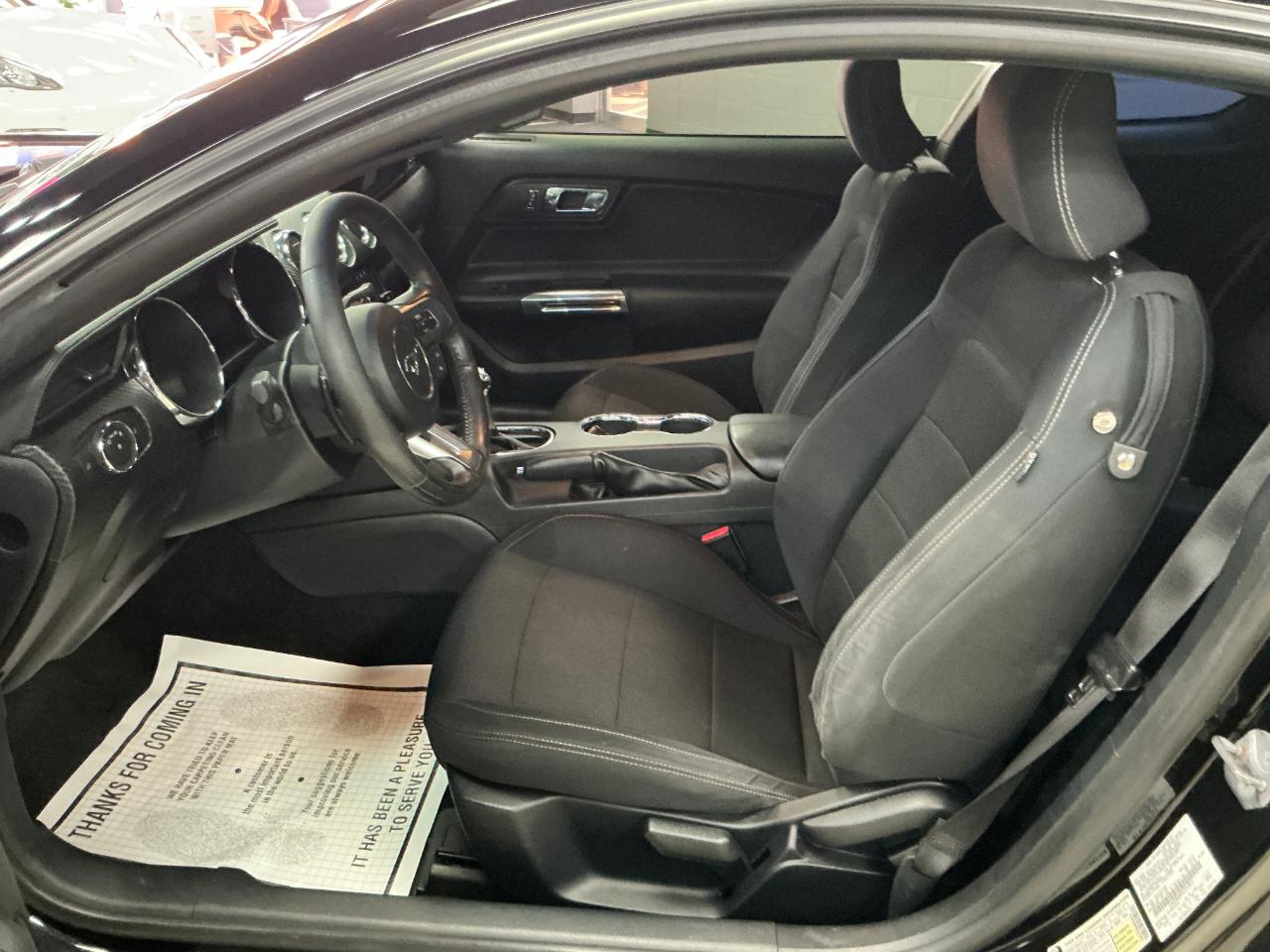 Ford Mustang 2dr Fastback V6 2016