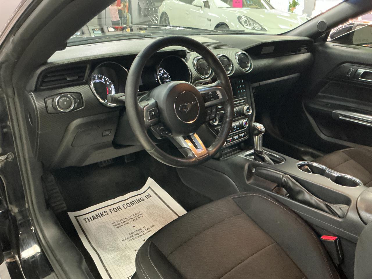 Ford Mustang 2dr Fastback V6 2016