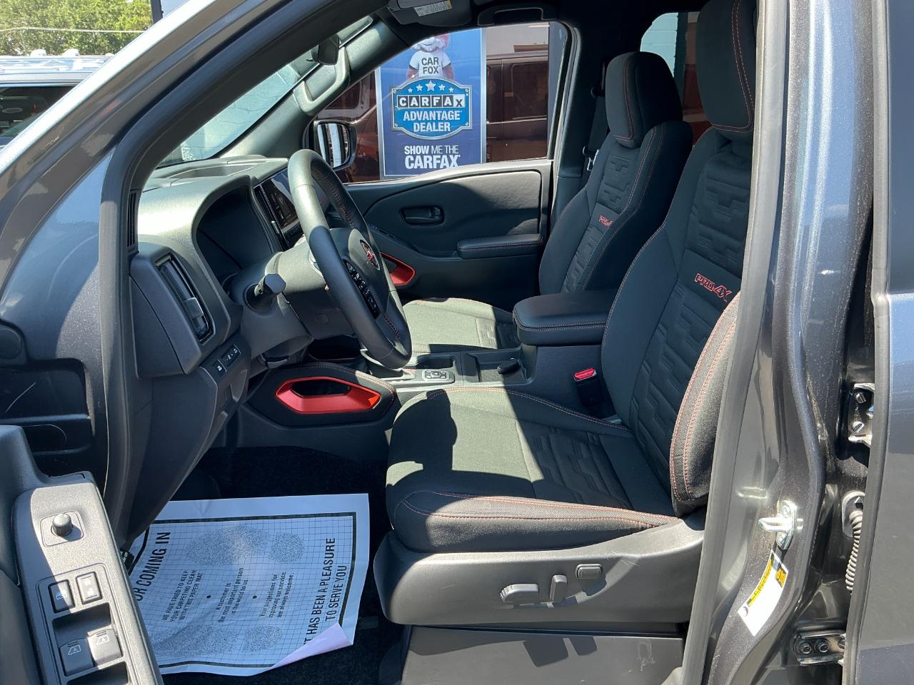 Nissan Frontier Crew Cab 4x4 PRO-4X 2026