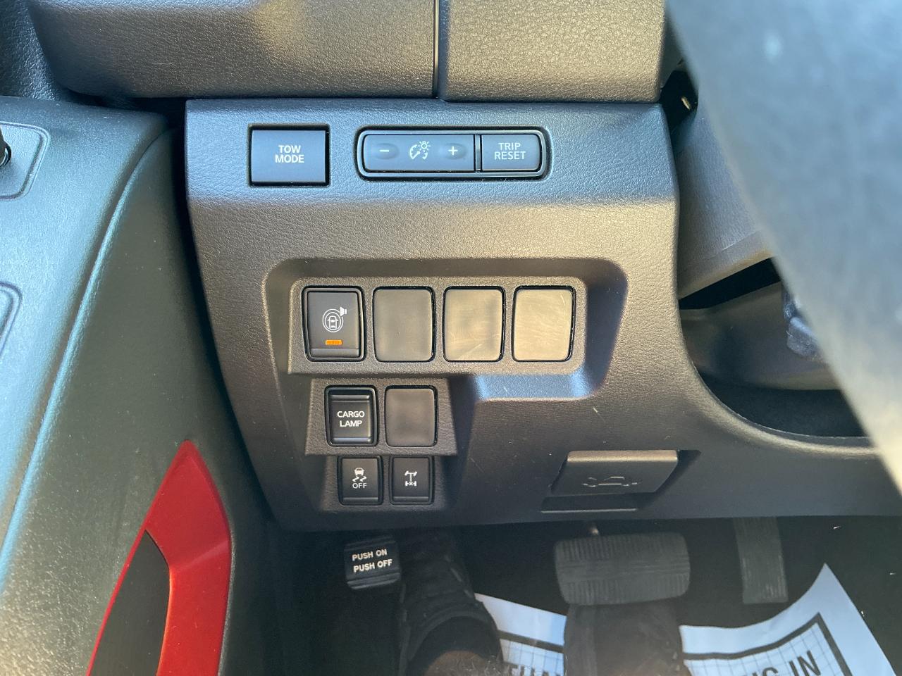 Nissan Frontier Crew Cab 4x4 PRO-4X 2026