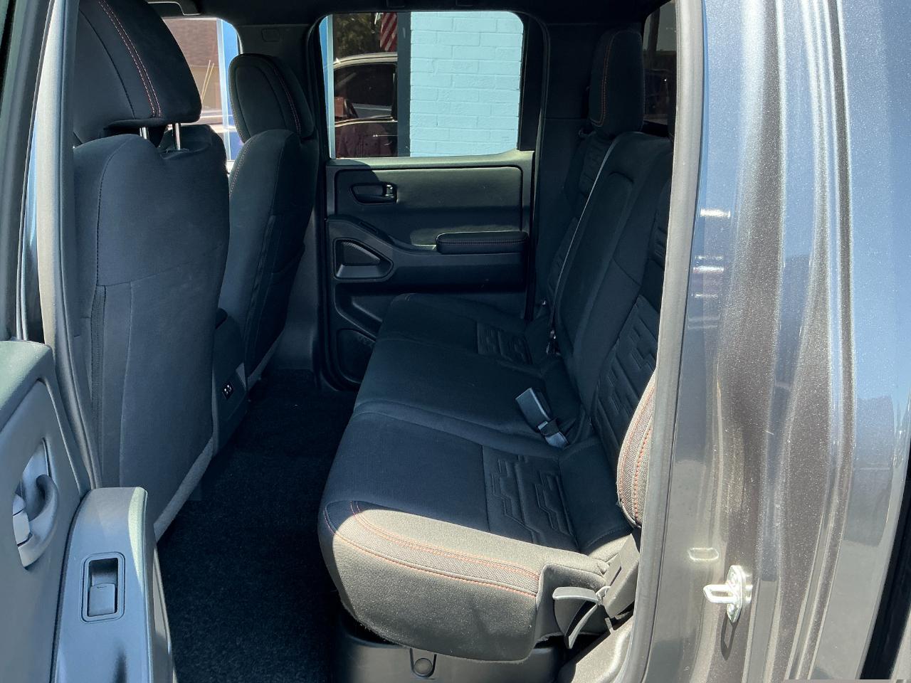 Nissan Frontier Crew Cab 4x4 PRO-4X 2026
