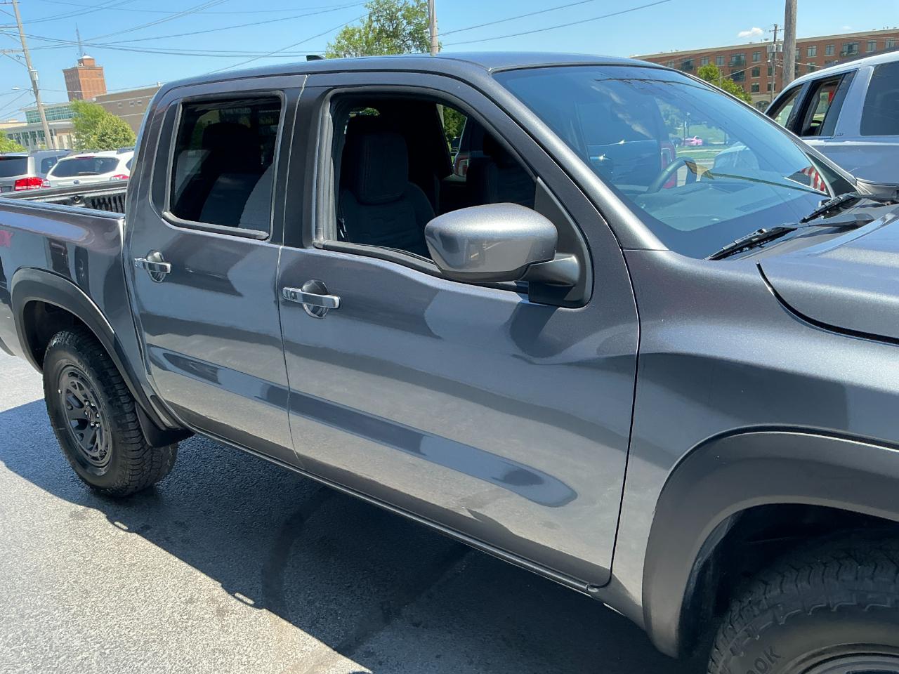 Nissan Frontier Crew Cab 4x4 PRO-4X 2026