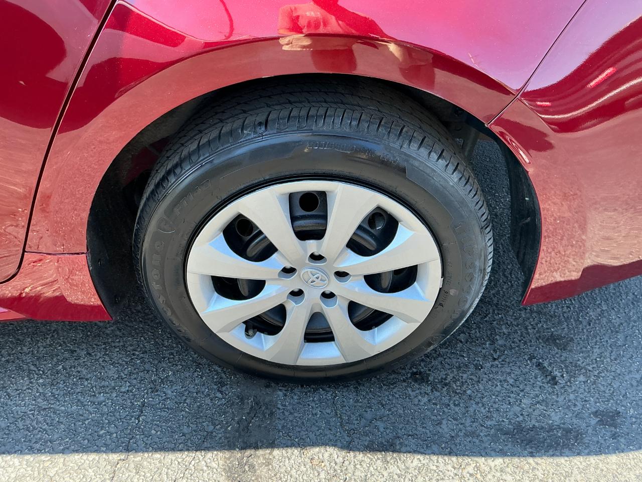 Toyota Corolla LE CVT (Natl) 2025