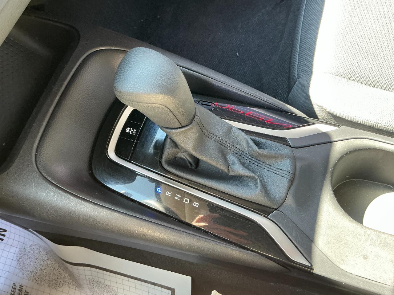 Toyota Corolla LE CVT (Natl) 2025