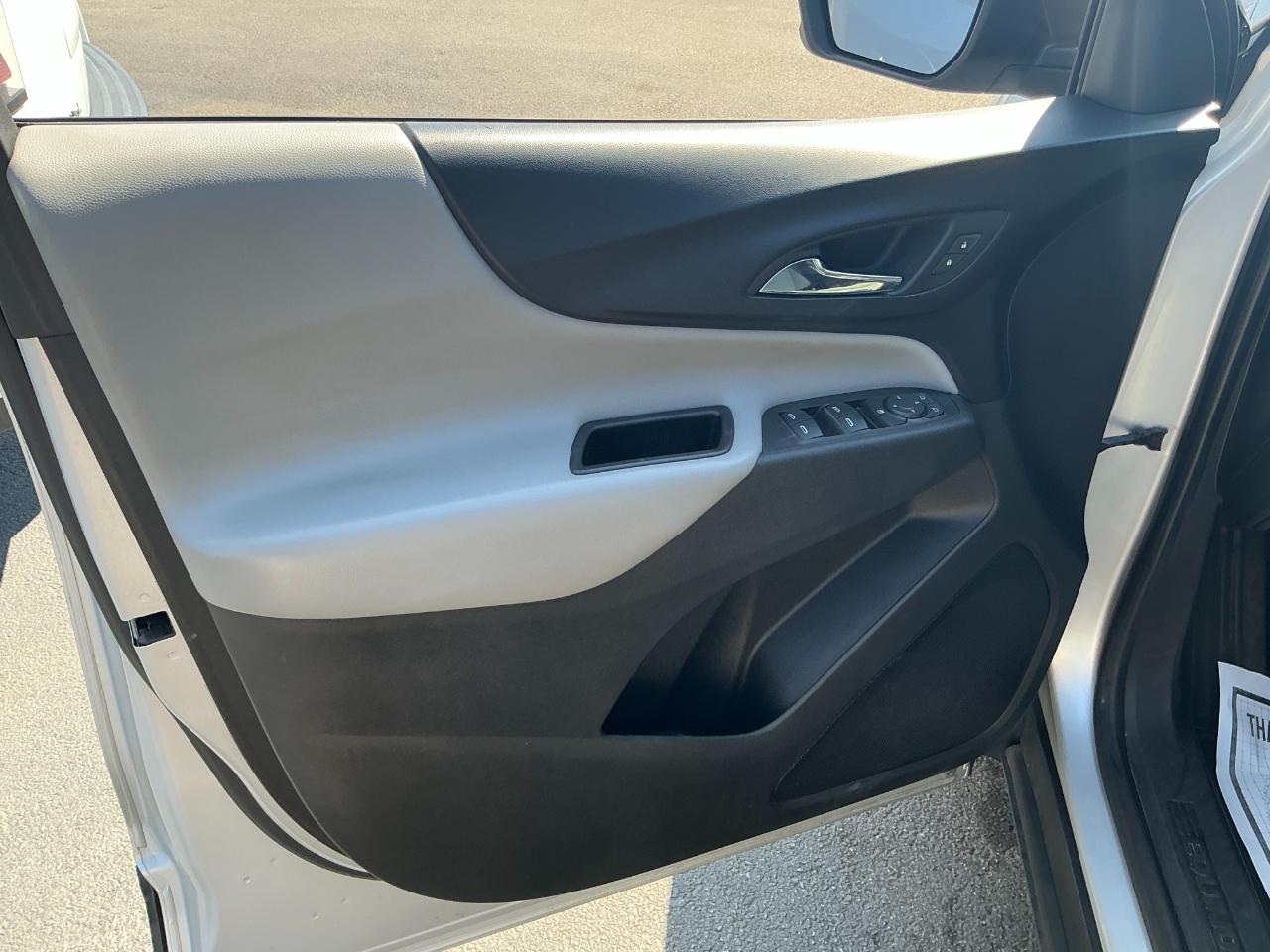 Chevrolet Equinox FWD 4dr LS w/1LS 2018