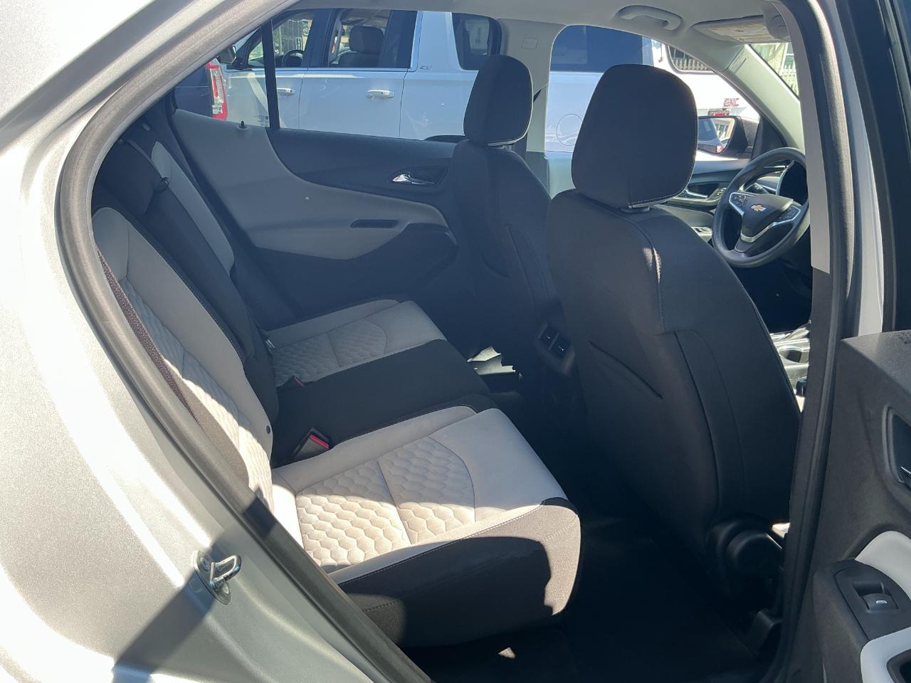 Chevrolet Equinox FWD 4dr LS w/1LS 2018