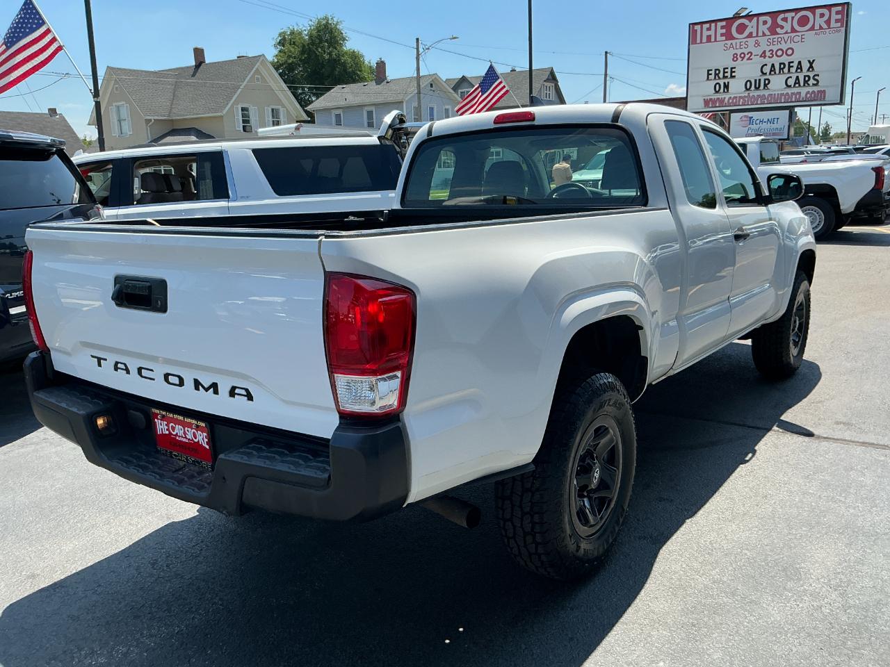 Toyota Tacoma 2WD Access Cab I4 AT SR (Natl) 2016