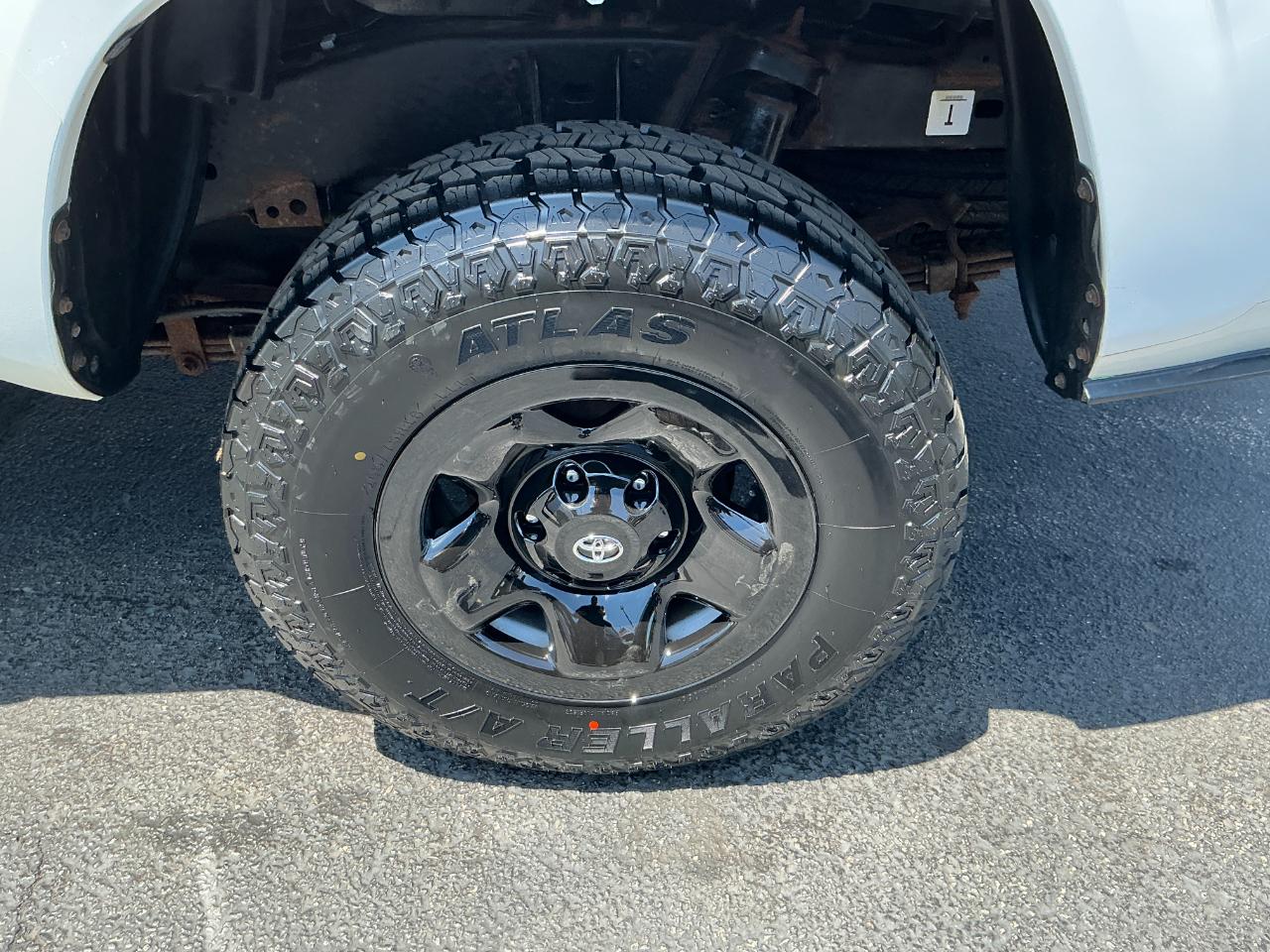Toyota Tacoma 2WD Access Cab I4 AT SR (Natl) 2016