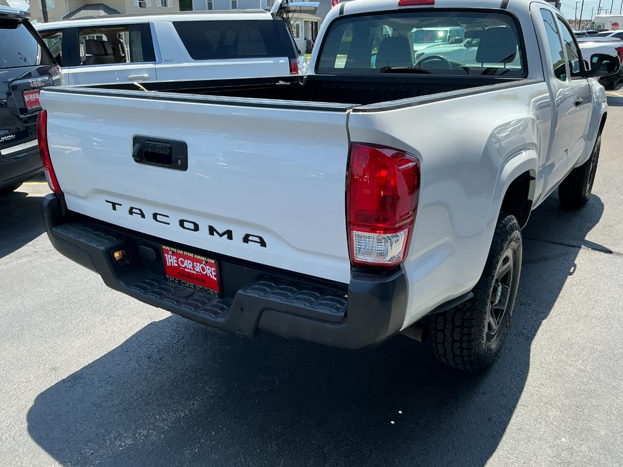 Toyota Tacoma 2WD Access Cab I4 AT SR (Natl) 2016