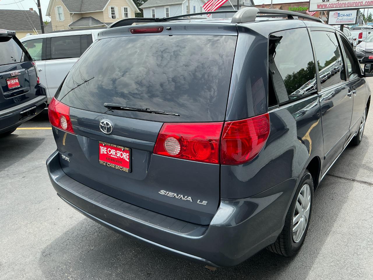 Toyota Sienna 5dr 7-Passenger Van LE FWD (Natl) 2007