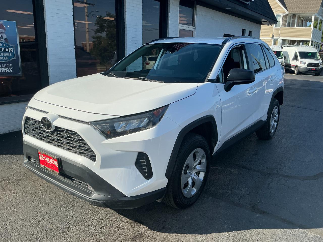 Toyota RAV4 LE AWD (Natl) 2021