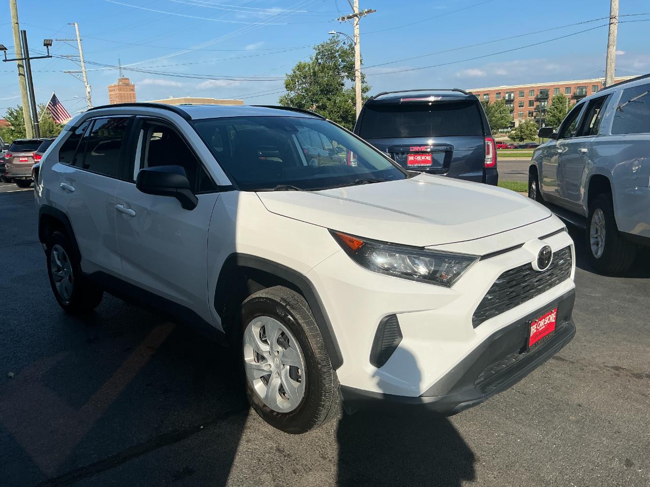 Toyota RAV4 LE AWD (Natl) 2021