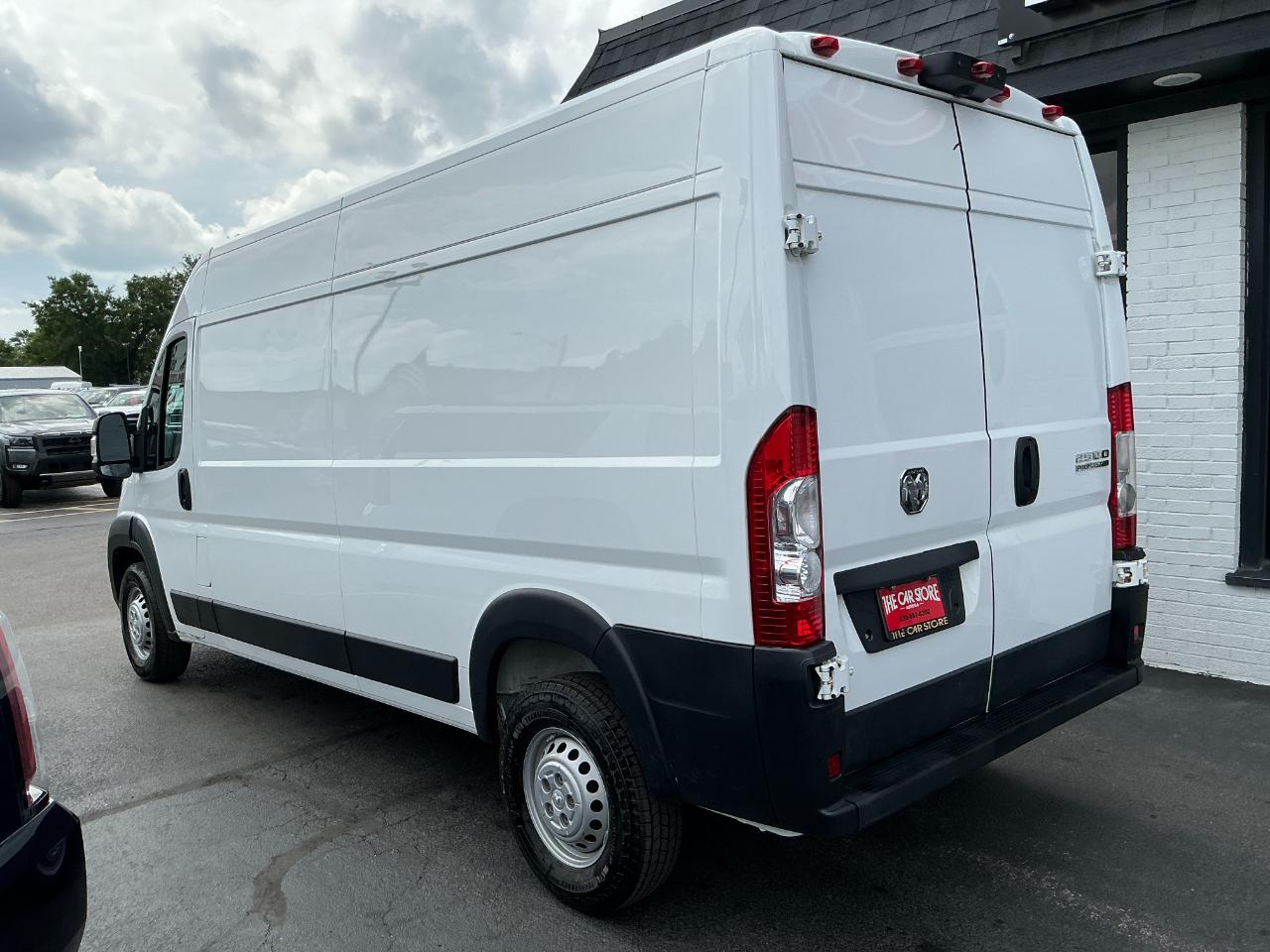 RAM ProMaster Cargo Van Tradesman 2500 High Roof 159" WB w/Pass Seat 2024