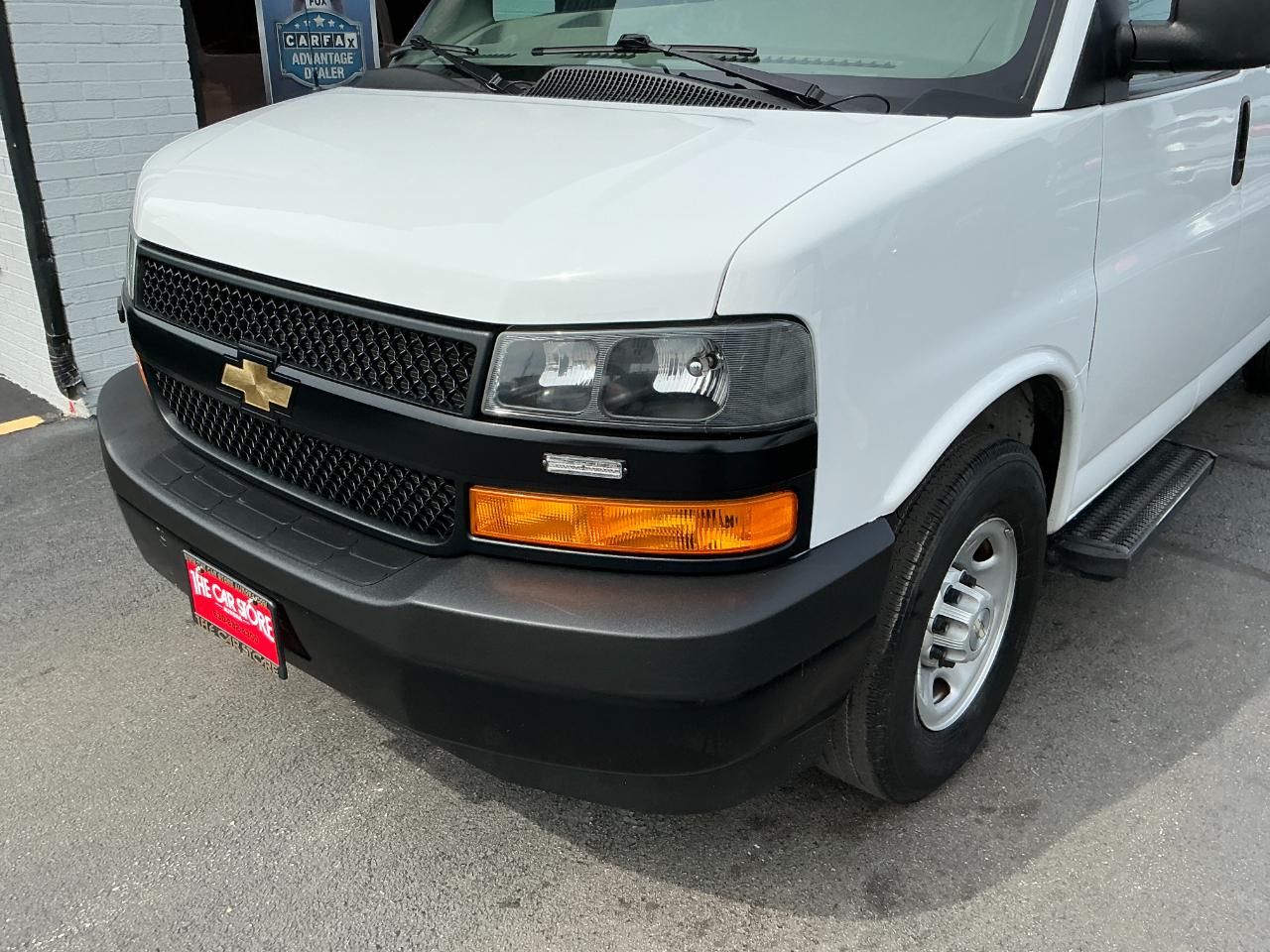 Chevrolet Express Passenger RWD 2500 135" LS 2023