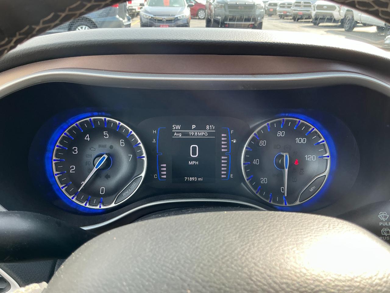 Chrysler Voyager LX FWD 2023