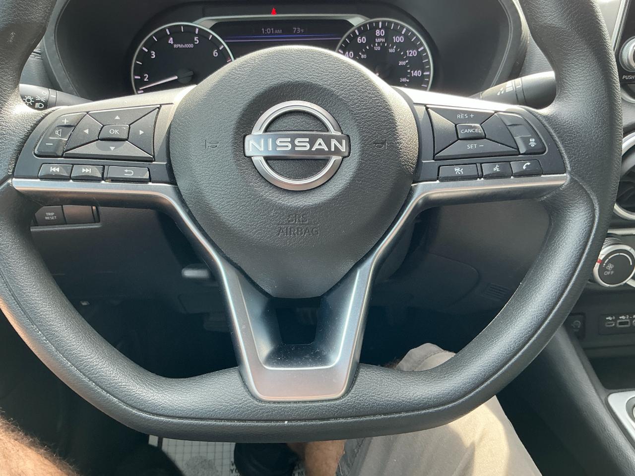 Nissan Sentra SV CVT 2025