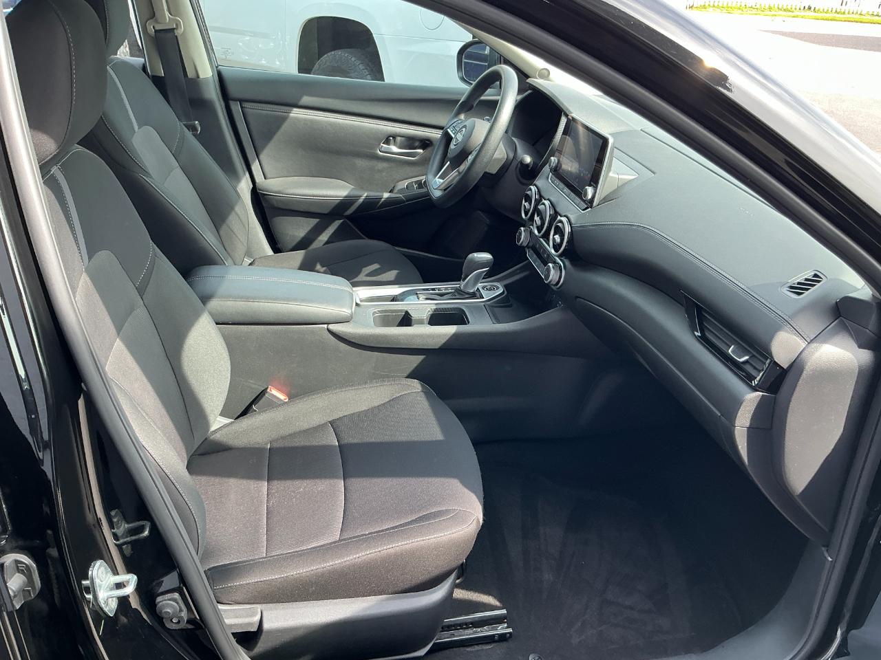 Nissan Sentra SV CVT 2025