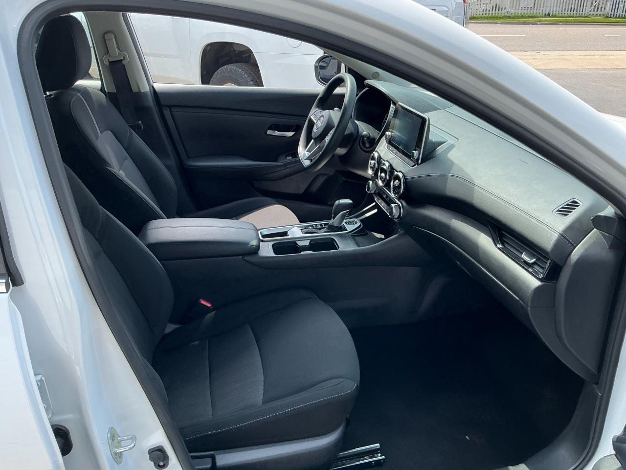 Nissan Sentra SV CVT 2025