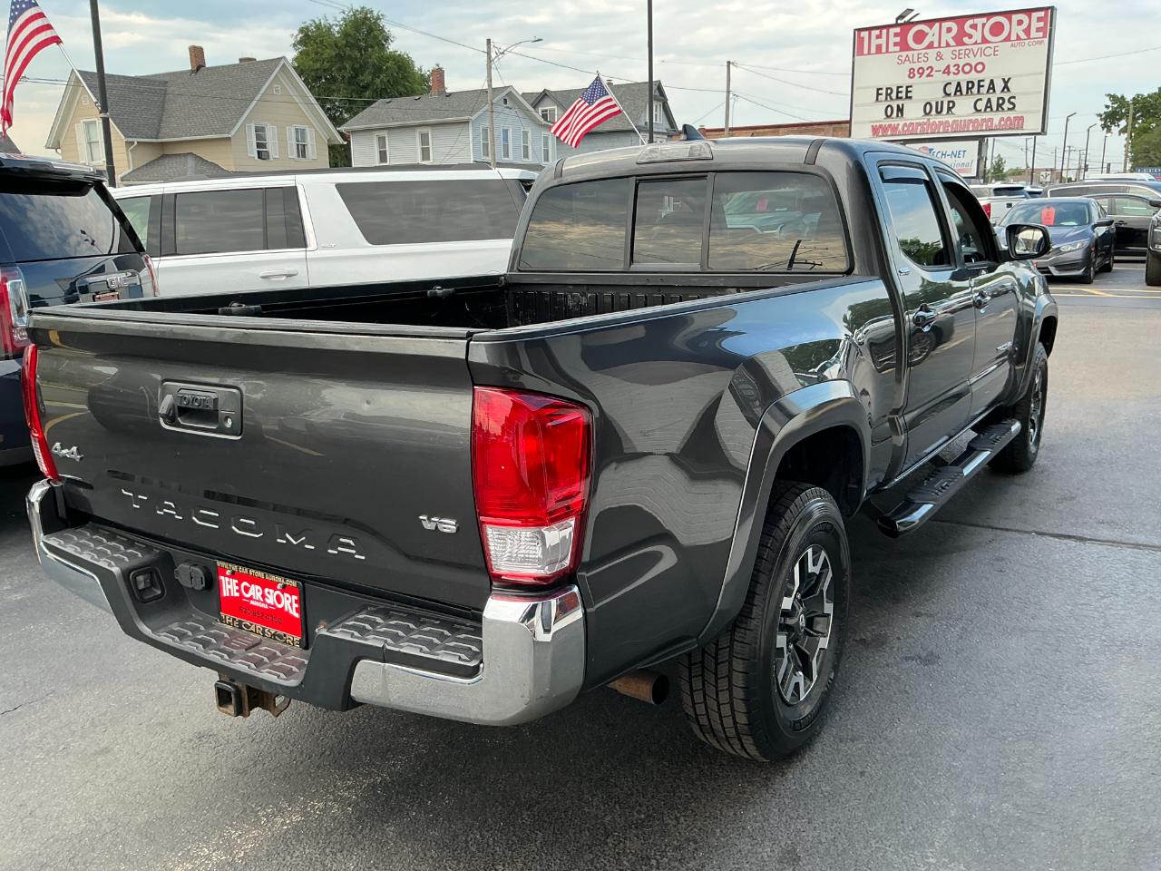 Toyota Tacoma TRD Off Road Double Cab 6' Bed V6 4x4 AT (Natl) 2017