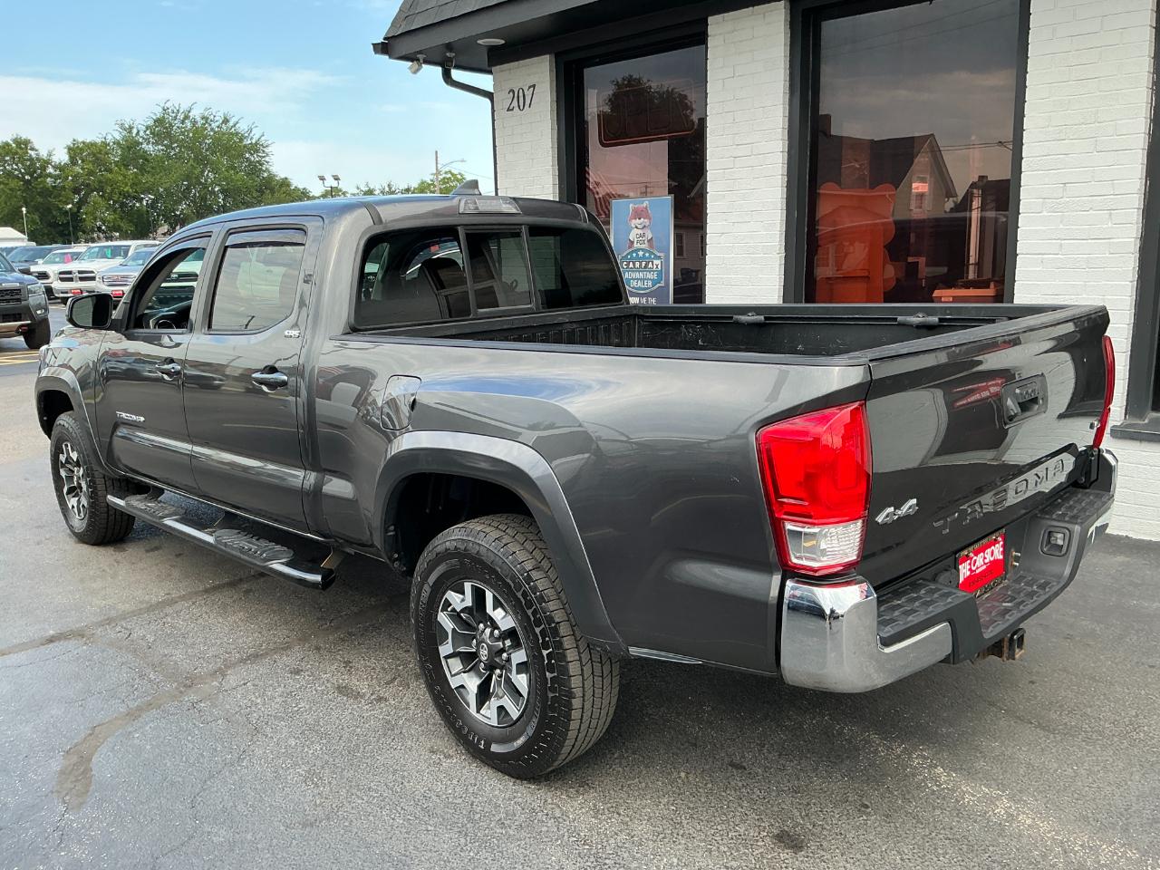 Toyota Tacoma TRD Off Road Double Cab 6' Bed V6 4x4 AT (Natl) 2017