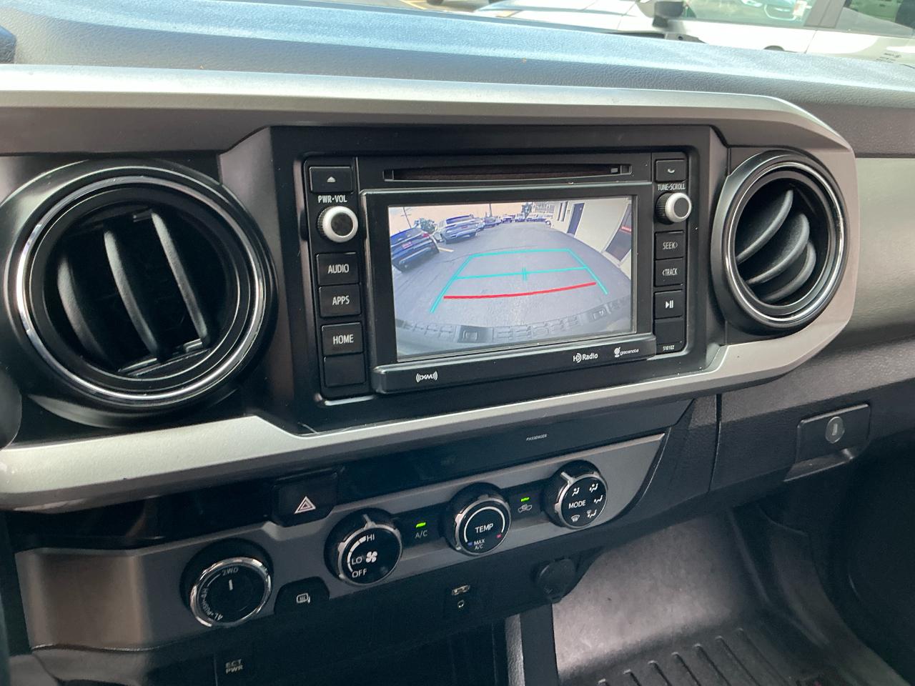 Toyota Tacoma TRD Off Road Double Cab 6' Bed V6 4x4 AT (Natl) 2017