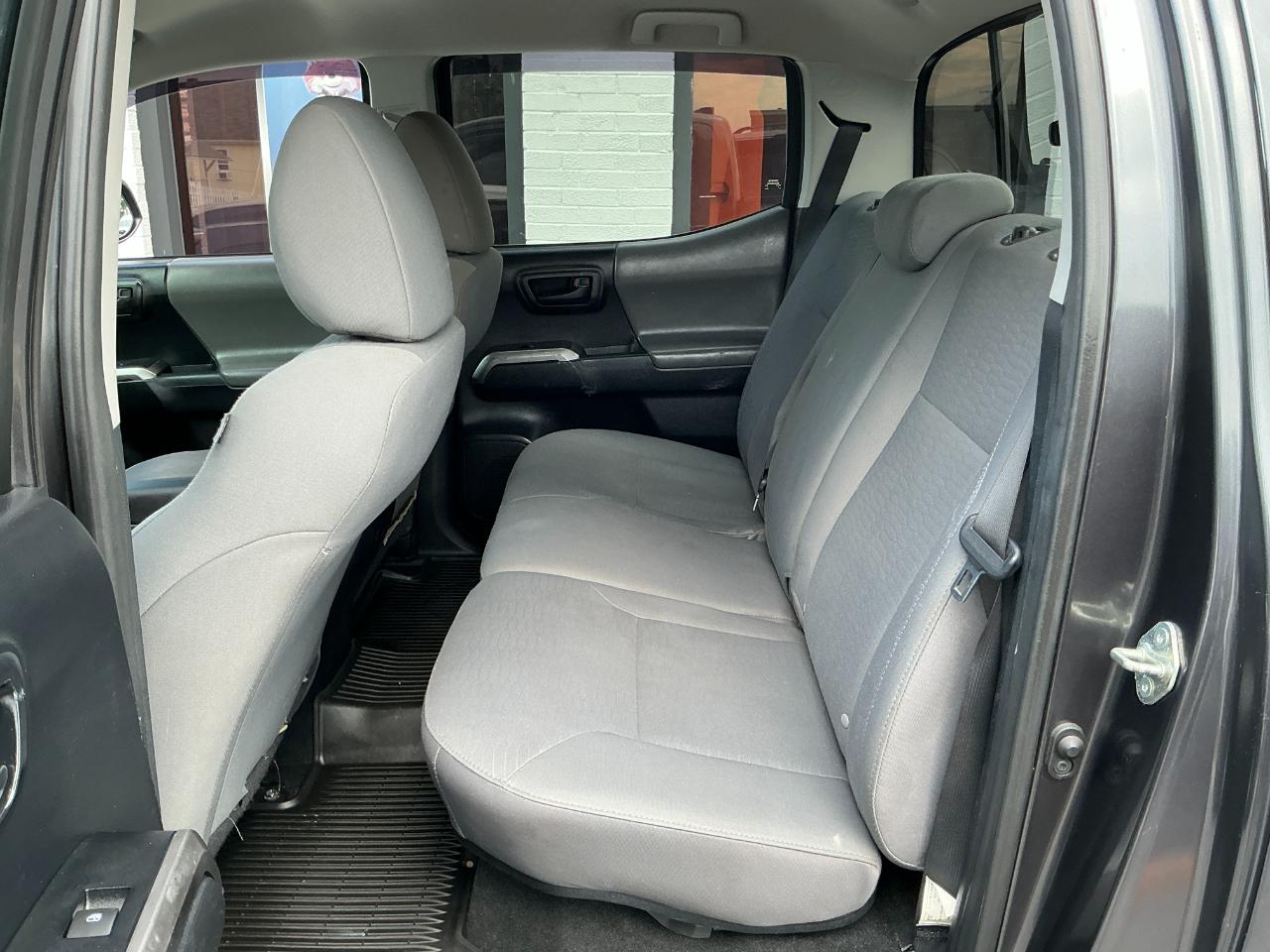 Toyota Tacoma TRD Off Road Double Cab 6' Bed V6 4x4 AT (Natl) 2017