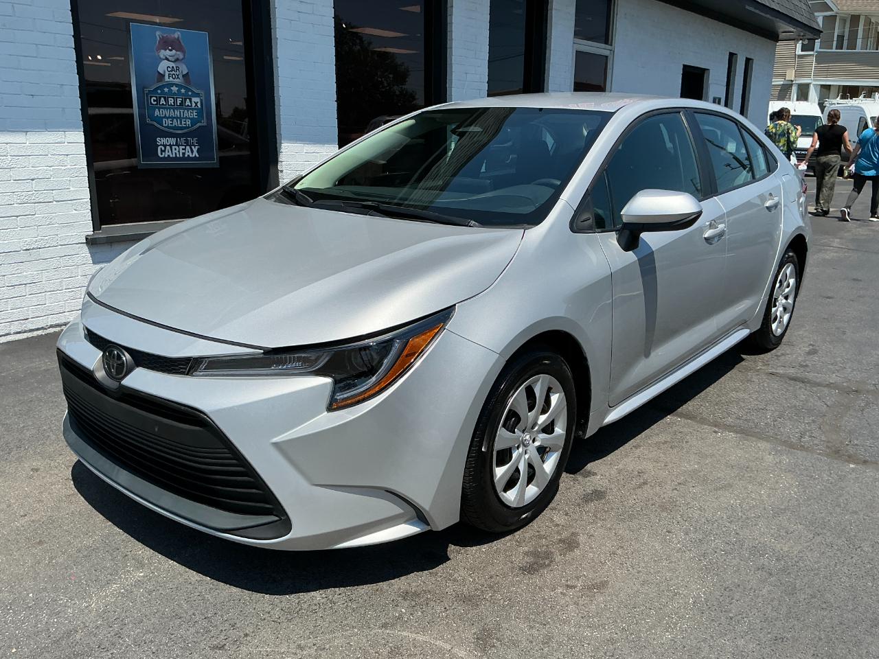 Toyota Corolla LE CVT (Natl) 2025