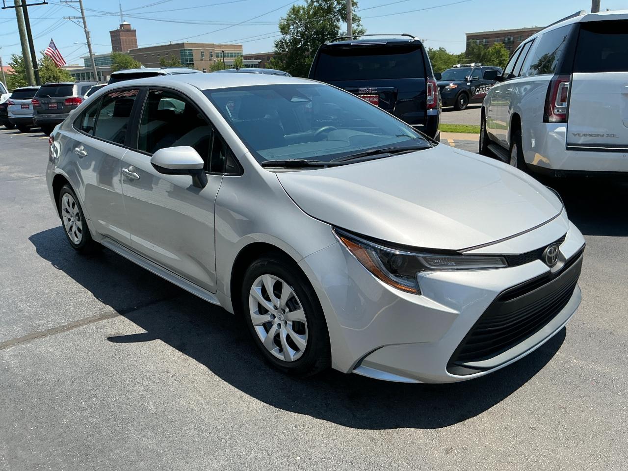 Toyota Corolla LE CVT (Natl) 2025