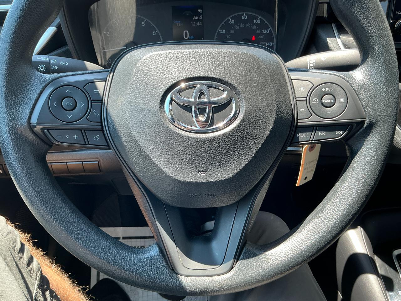 Toyota Corolla LE CVT (Natl) 2025