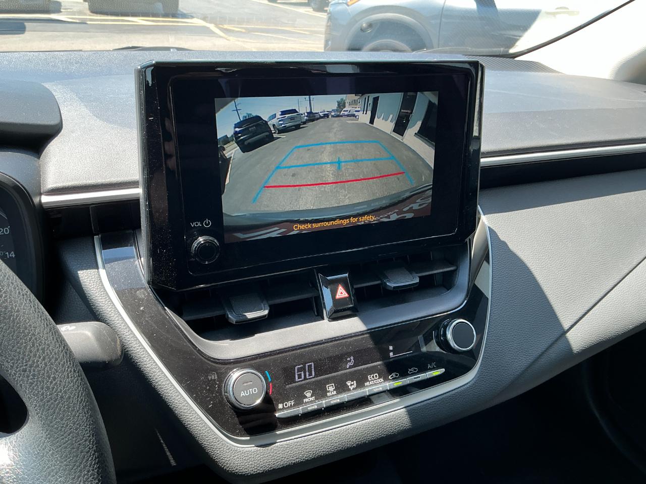 Toyota Corolla LE CVT (Natl) 2025