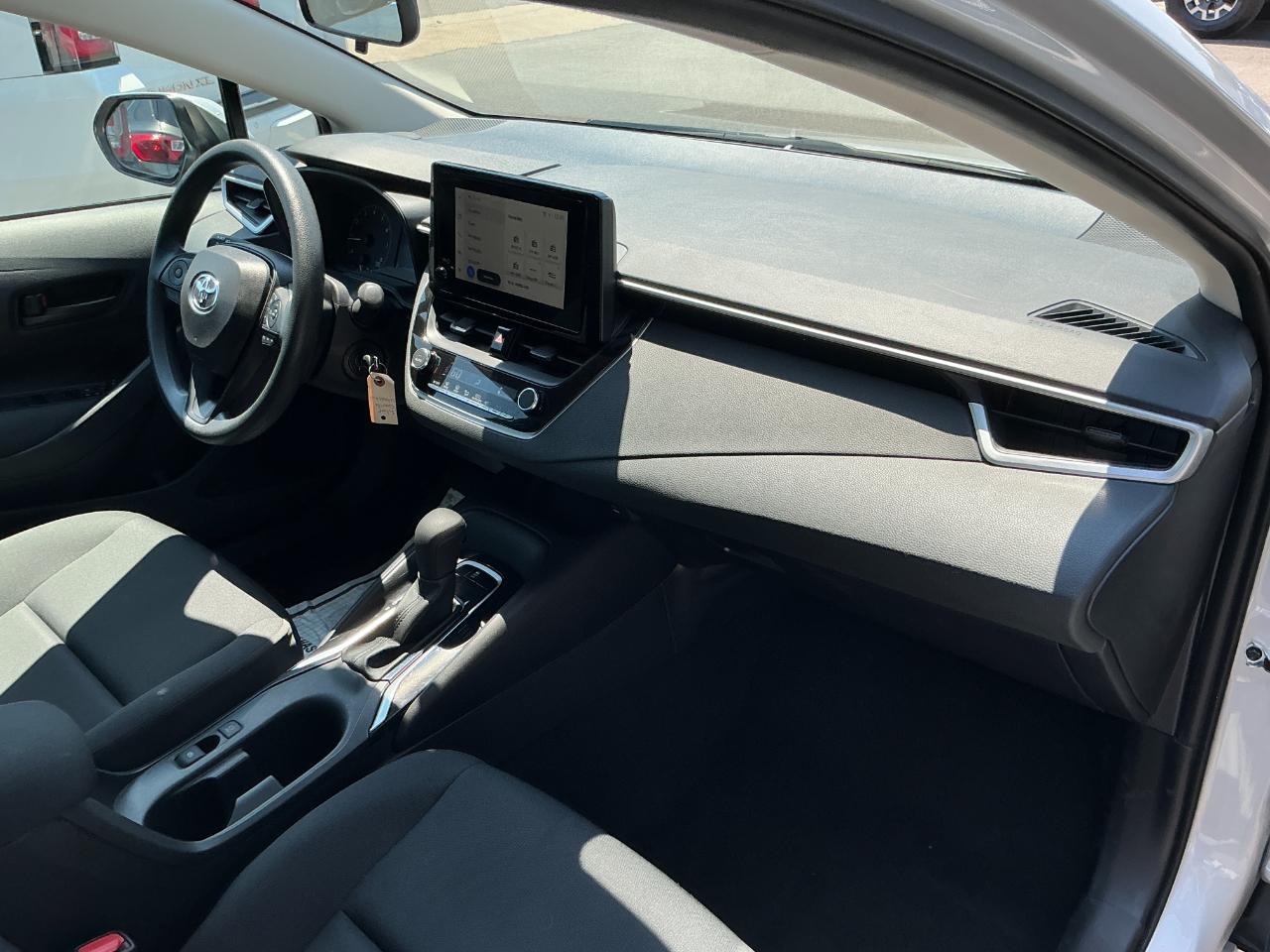 Toyota Corolla LE CVT (Natl) 2025