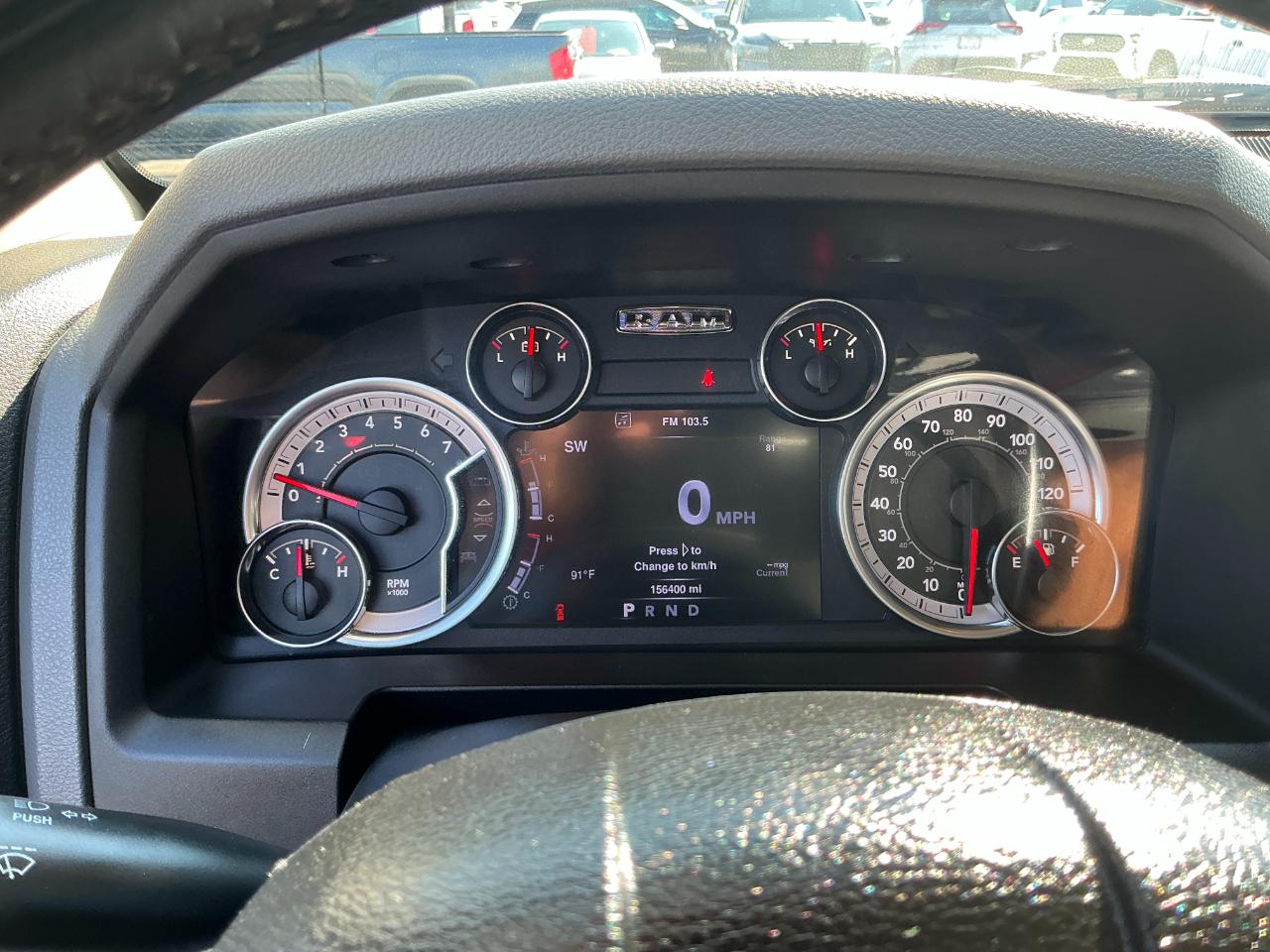 RAM 1500 4WD Crew Cab 140.5" Big Horn 2013