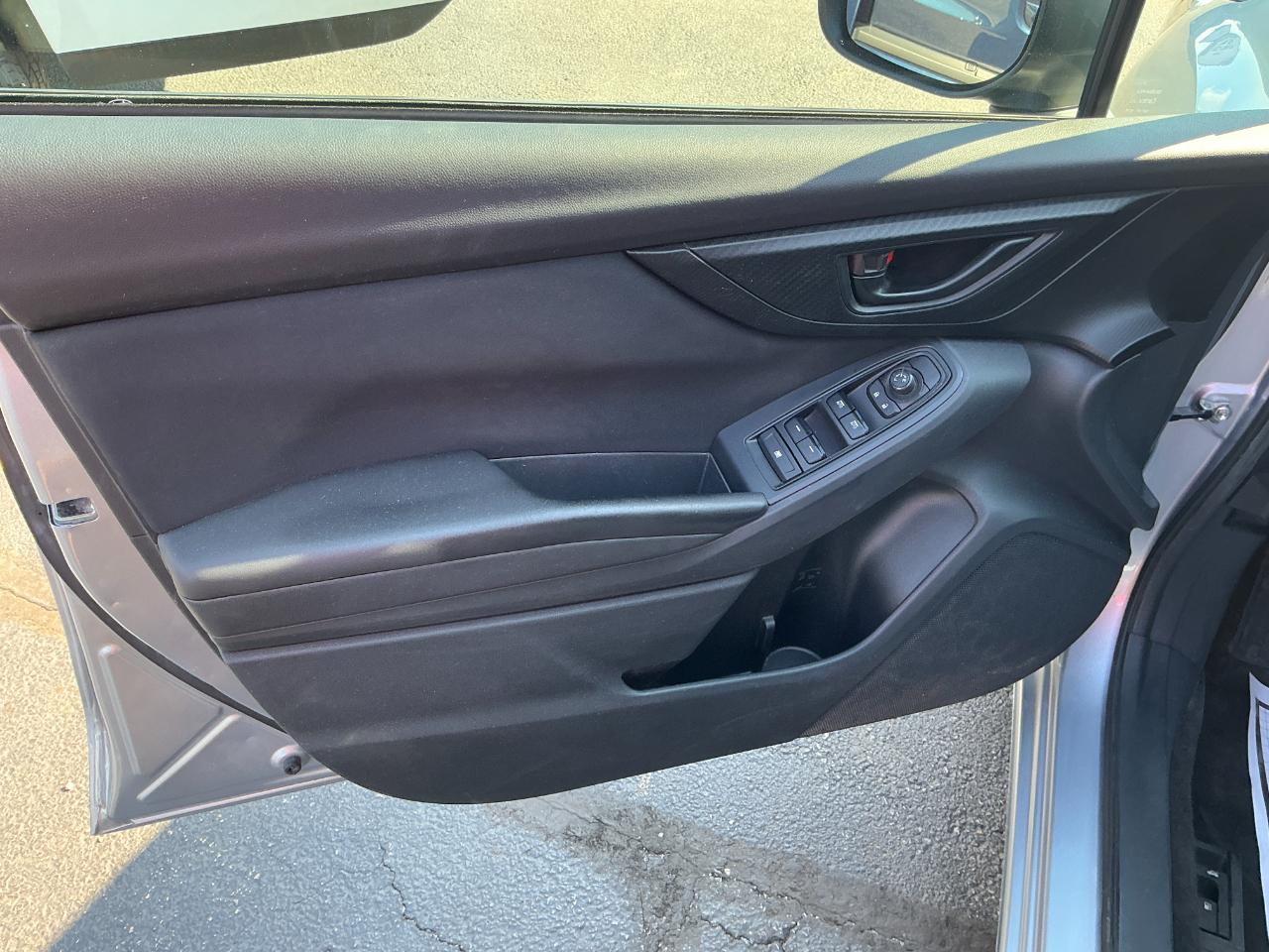 Subaru Impreza Premium 4-door CVT 2023