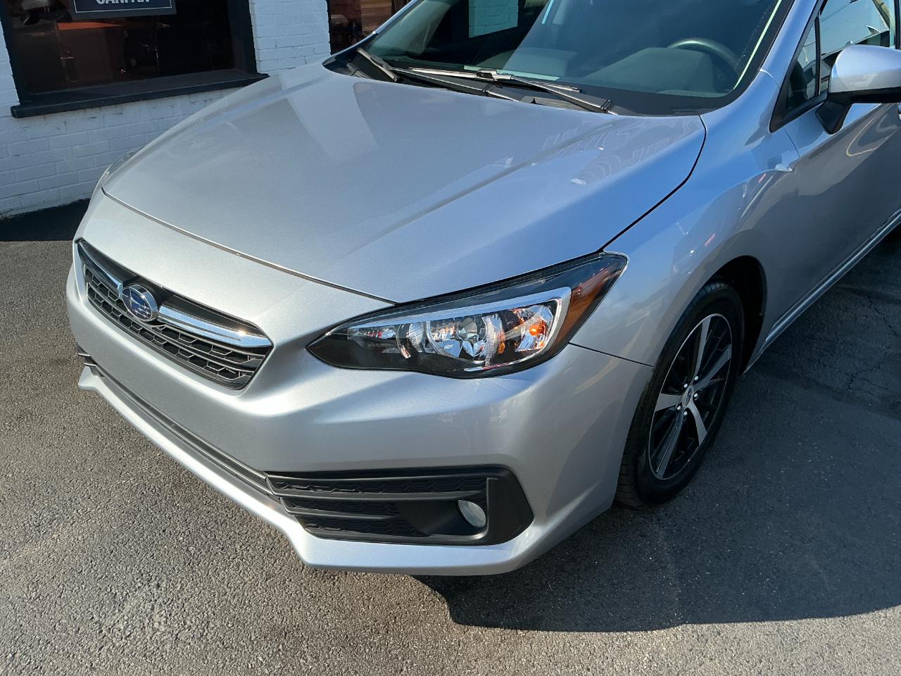Subaru Impreza Premium 4-door CVT 2023
