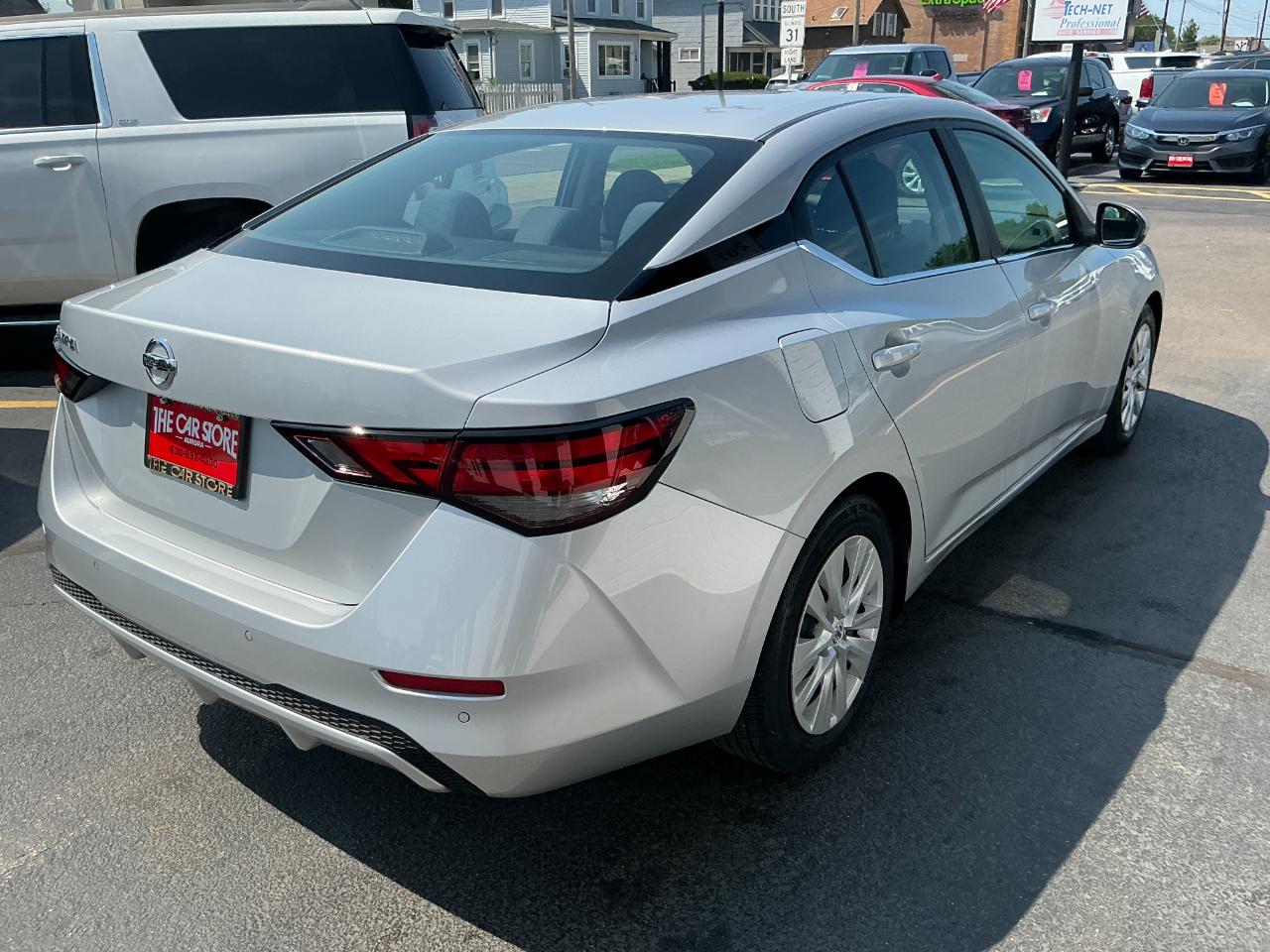 Nissan Sentra S CVT 2020