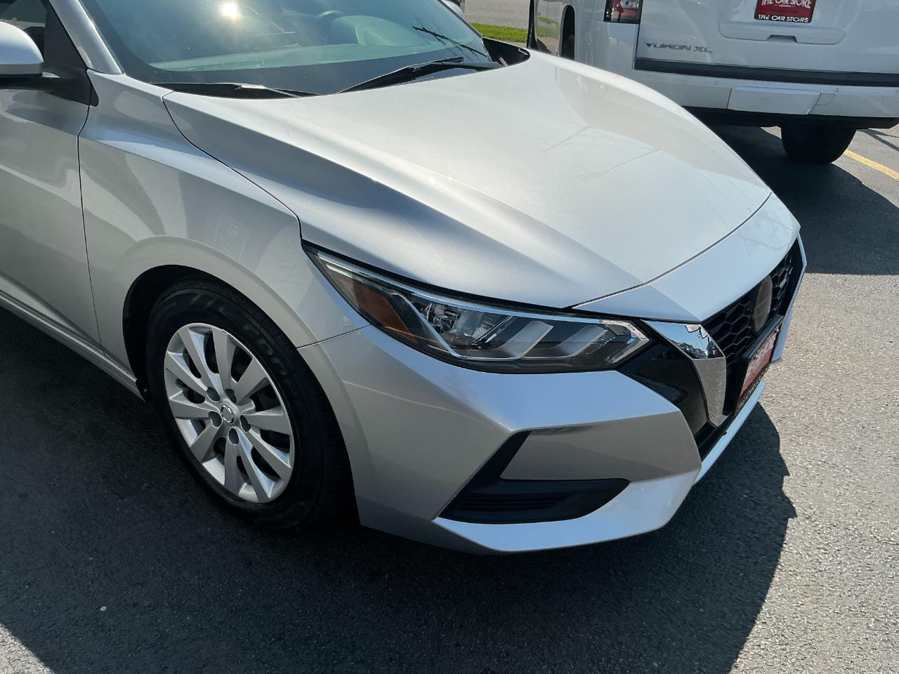 Nissan Sentra S CVT 2020
