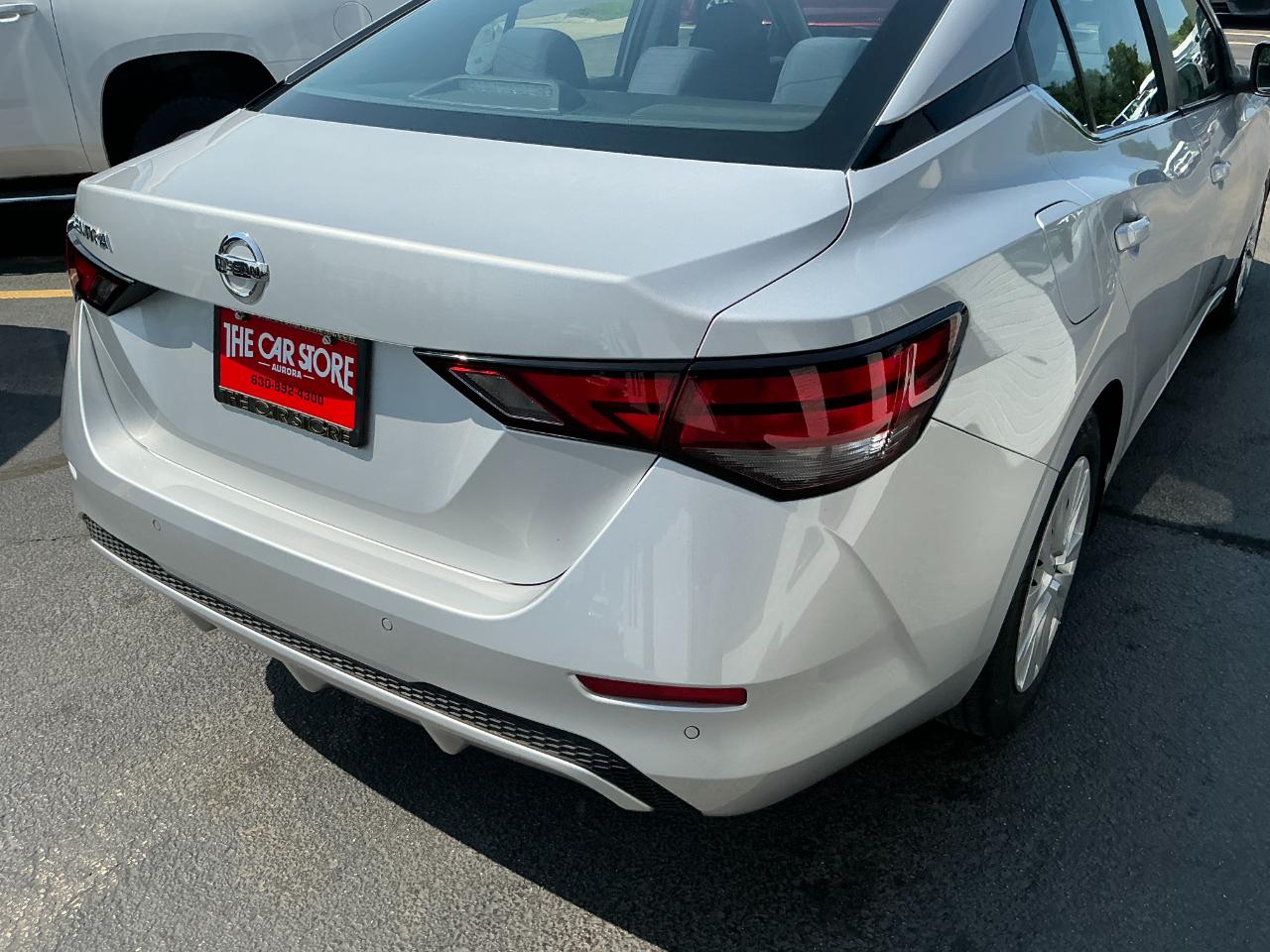 Nissan Sentra S CVT 2020