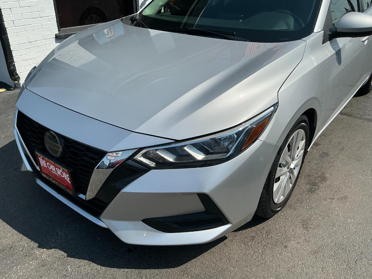 Nissan Sentra S CVT 2020