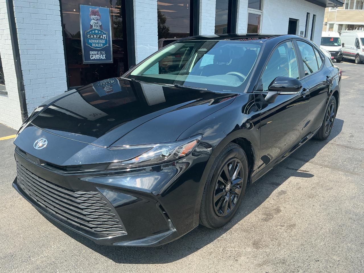 Toyota Camry LE (Natl) 2025