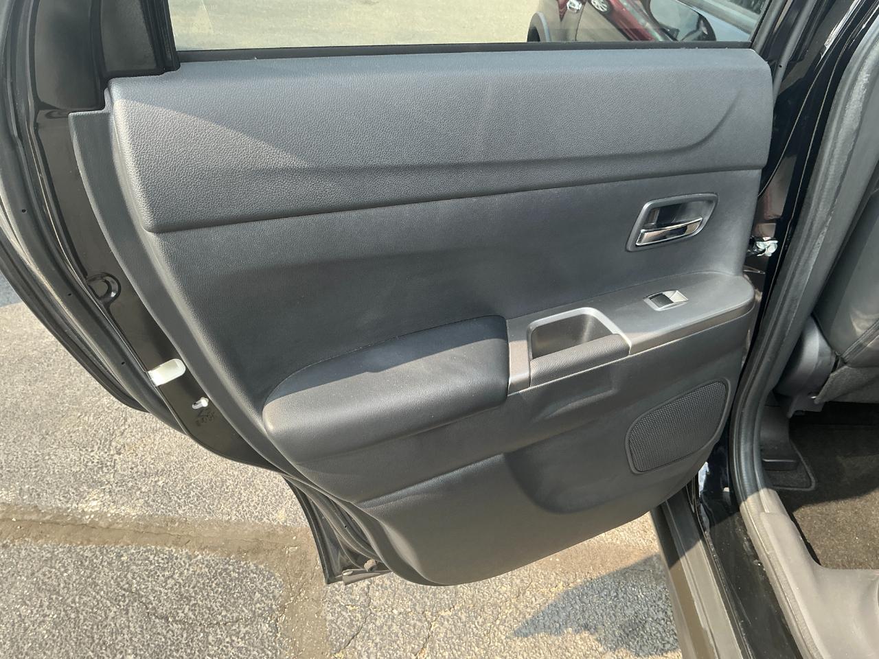 Mitsubishi Outlander Sport SE 2.4 CVT 2018