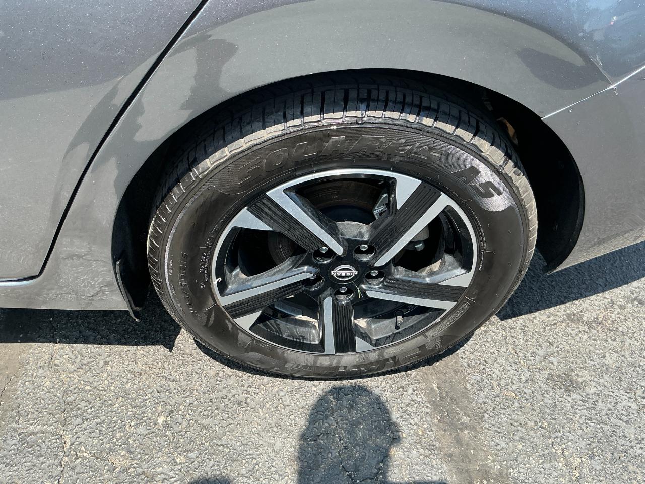 Nissan Sentra SV CVT 2025