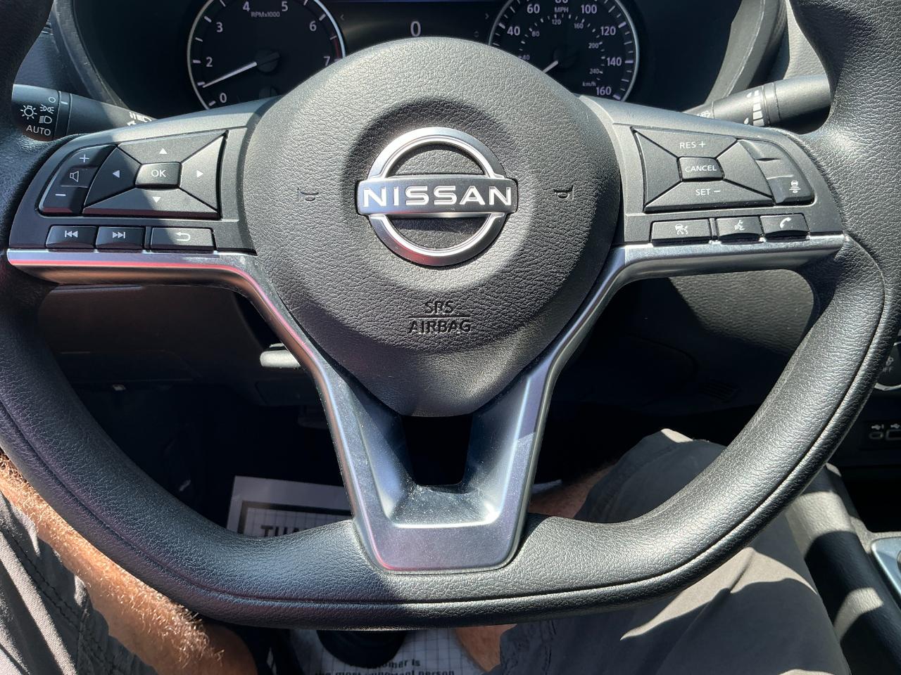 Nissan Sentra SV CVT 2025