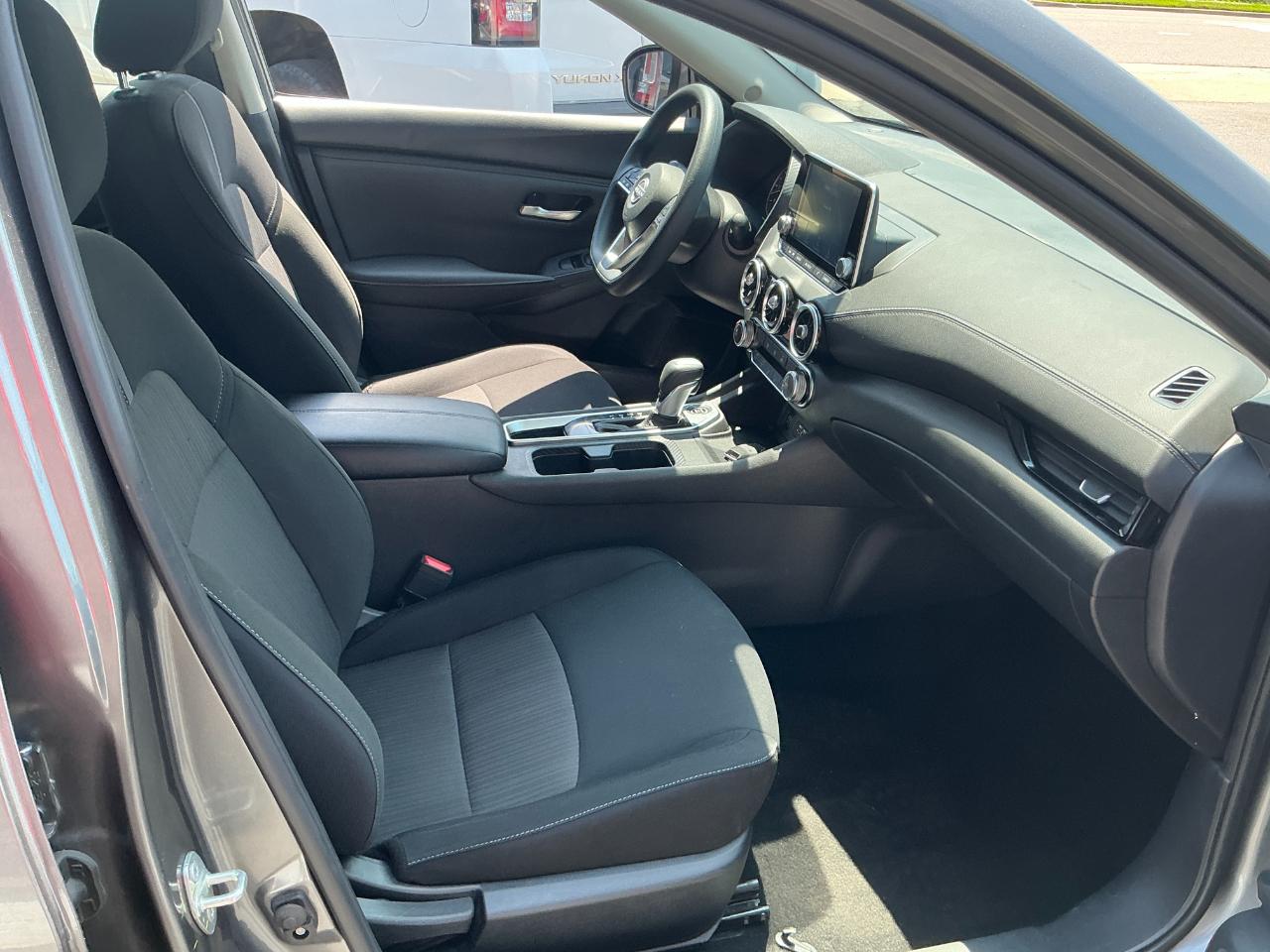 Nissan Sentra SV CVT 2025