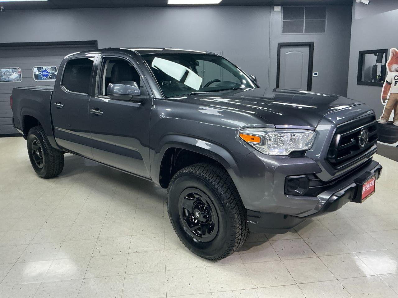 Toyota Tacoma 2WD SR Double Cab 5' Bed I4 AT (Natl) 2021